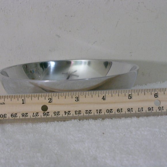 Georgia Bulldogs Nut Bowl - Aluminum - Arthur Court Designs - Picture 3 of 4